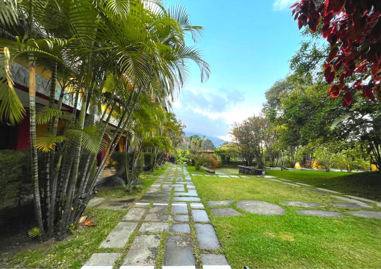 Hotel Tiosh Abaj Santiago Atitlán Buitenkant foto